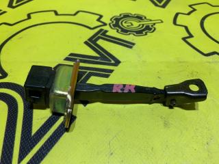 Ограничитель двери задний правый Mitsubishi Outlander 2006 контрактная Ограничитель двери задний правый Mitsubishi Outlander 2006