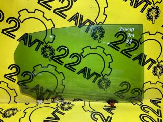 Стекло заднее правое Toyota PRIUS 2013