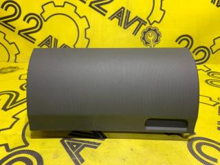 Бардачок Toyota Wish 2009