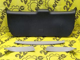 Обшивка крышки багажника Toyota Wish 2007