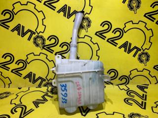 Бачок стеклоомывателя Toyota Wish 2009