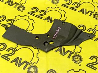 Декоративная накладка под капот передняя правая Lexus GS450H 2012