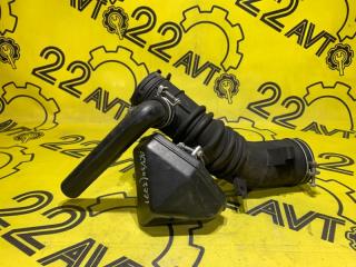 Запчасть патрубок воздушного фильтра Toyota Camry 2003