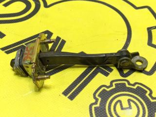 Ограничитель двери задний левый Subaru Legacy 2004 контрактная Ограничитель двери задний левый Subaru Legacy 2004