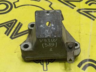 Кронштейн опоры двигателя передний правый Mitsubishi Pajero 2006 контрактная Кронштейн опоры двигателя передний правый Mitsubishi Pajero 2006