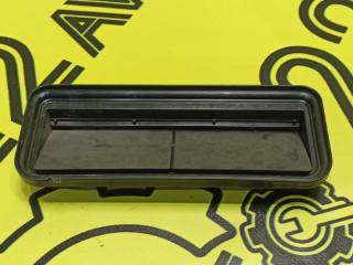 Клапан вентиляции задний правый Nissan Juke 2010