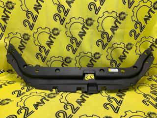 Накладка рамки радиатора Toyota RAV4 2009