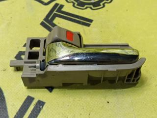 Ручка двери внутренняя передняя левая Toyota Noah 2005