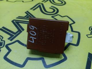 Блок управления дверьми Toyota AVENSIS 2004