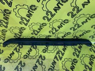 Накладка на порог (обвес) правая Toyota ist 2002