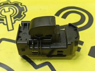 Кнопка стеклоподъемника передняя левая Toyota Vista Ardeo 2001