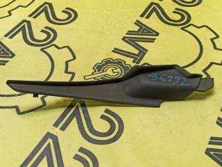 Уголок жабо передний правый Lexus RX350 2009