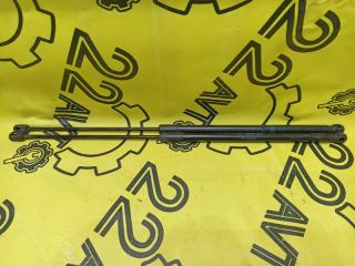 Амортизатор капота Mercedes-Benz C200 2011 контрактная Амортизатор капота Mercedes-Benz C200 2011