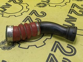 Патрубок интеркулера BMW X5 2011 контрактная Патрубок интеркулера BMW X5 2011