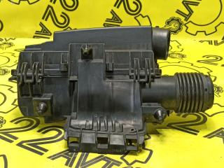 Корпус воздушного фильтра Mercedes-Benz C200 2011