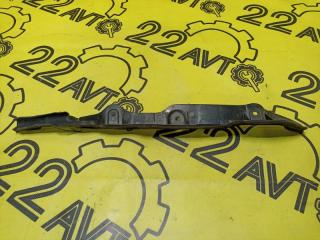 Уплотнитель крыла передний правый Mazda Mazda6 2007