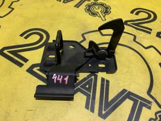 Ручка открывания капота Porsche Cayenne 2004