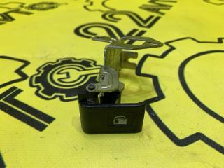 Ручка открывания лючка бензобака Honda CR-V 2007