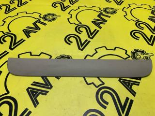 Накладка на порог внешняя передняя правая Toyota ISIS 2013 контрактная Накладка на порог внешняя передняя правая Toyota ISIS 2013