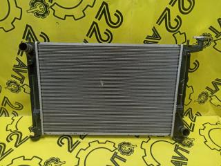 Радиатор охлаждения двигателя Toyota ISIS 2013