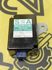 Блок управления дверьми Toyota ISIS 2013