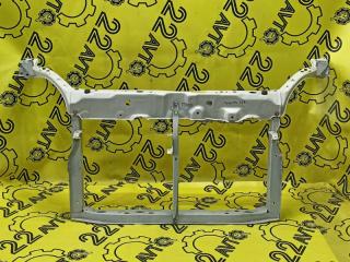 Рамка радиатора Toyota IST 11.2004