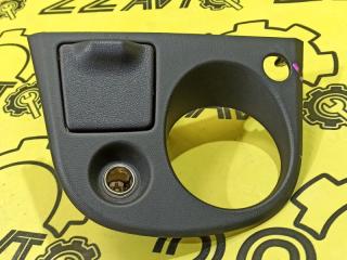 Пепельница Mitsubishi Airtrek 2001 контрактная Пепельница Mitsubishi Airtrek 2001