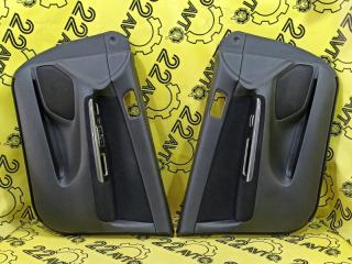 Обшивки дверей комплект Toyota Camry 2001