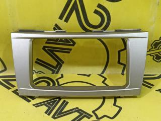Рамка магнитолы Toyota Camry 2007