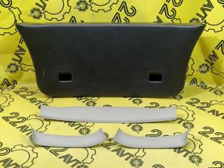 Обшивка двери багажника Toyota Corolla Spacio 2002