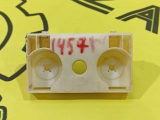 Крепление бампера переднее левое Nissan X-TRAIL 2007 контрактная Крепление бампера переднее левое Nissan X-TRAIL 2007