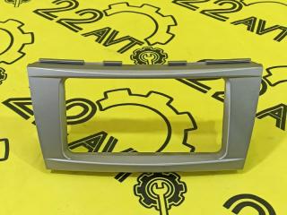 Рамка магнитолы Toyota Camry 2007