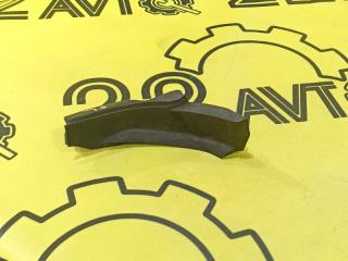 Уголок жабо передний левый Toyota Camry 2007