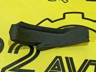 Уголок жабо передний левый Toyota Camry 2008