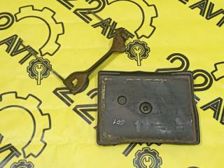 Крепление аккумулятора Subaru Legacy 2005