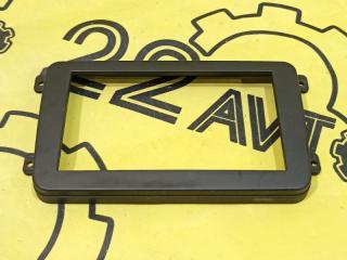 Рамка магнитолы Volkswagen Tiguan 2008