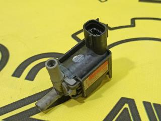 Фото запчасти клапан вакуумный Toyota RAV4 2002 контрактная запчасть Запчасть клапан вакуумный Toyota RAV4 2002