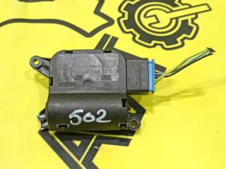 Запчасть сервопривод заслонки печки Volkswagen Tiguan 2008