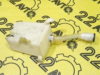 Бачок стеклоомывателя Toyota Opa 2000