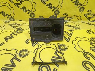 Крепление аккумулятора Infiniti FX35 2005