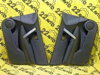 Обшивки дверей комплект передние Nissan Qashqai 2012