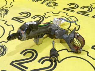 Замок зажигания с личинкой Toyota Harrier 2006