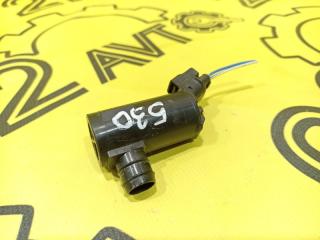 Насос омывателя Toyota Noah 2004