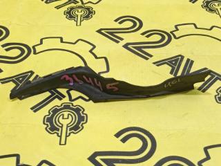 Уголок жабо передний левый Toyota Camry 2013