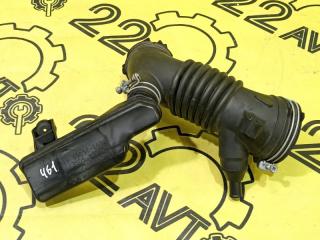 Патрубок воздушного фильтра Toyota Camry 2013