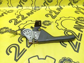 Ручка ручника Subaru Forester 2000 контрактная Ручка ручника Subaru Forester 2000