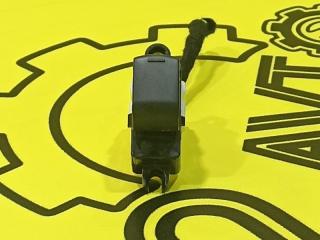 Фото запчасти кнопка стеклоподъемника задняя левая Nissan Murano 2006 контрактная запчасть Запчасть кнопка стеклоподъемника задняя левая Nissan Murano 2006