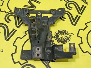 Кронштейн Nissan X-TRAIL 2011 контрактная Кронштейн Nissan X-TRAIL 2011