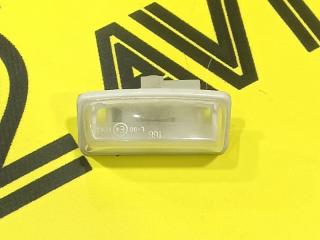 Подсветка номера Toyota Noah 2004