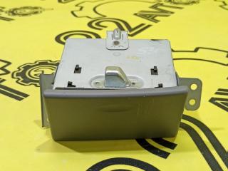 Пепельница Toyota Noah 2004 контрактная Пепельница Toyota Noah 2004